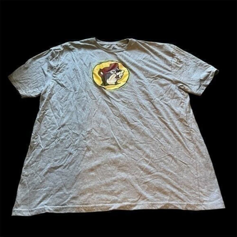Bucees casual grey Howdy tshirt